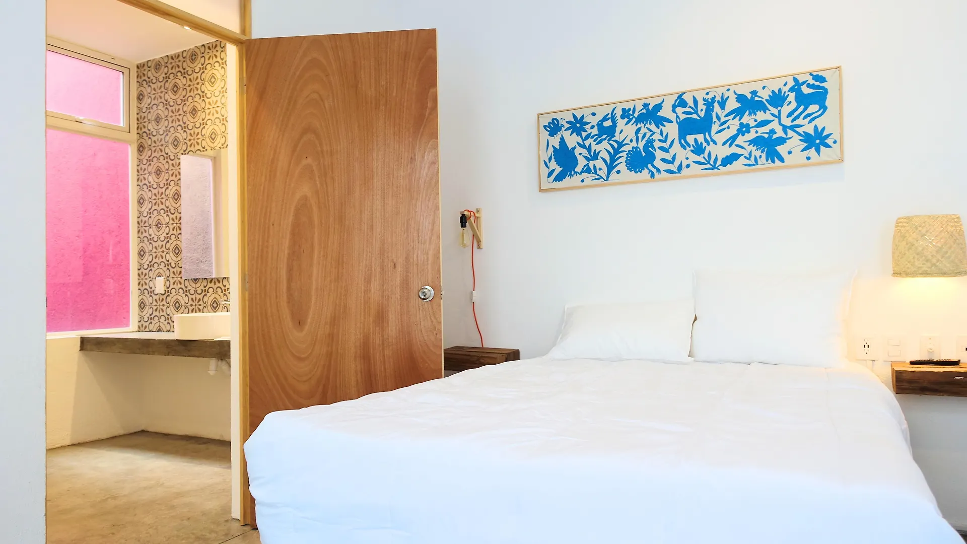 Hotel Mama Carlota Керетаро